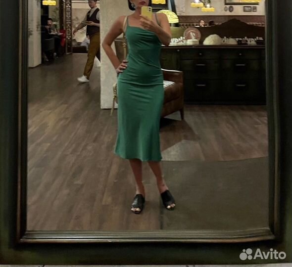 Вечернее платье 48 размер шелк