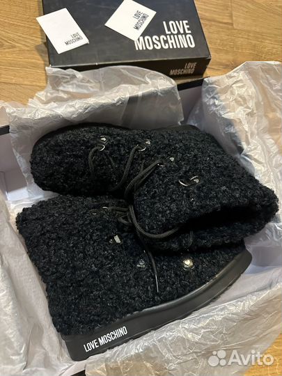 Угги Love Moschino новые 37 размер