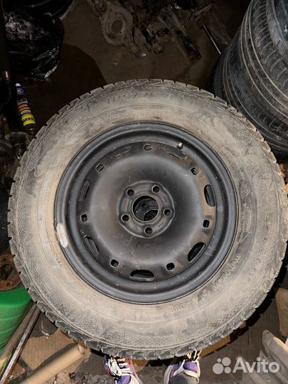 Комплект r14 на Volkswagen polo