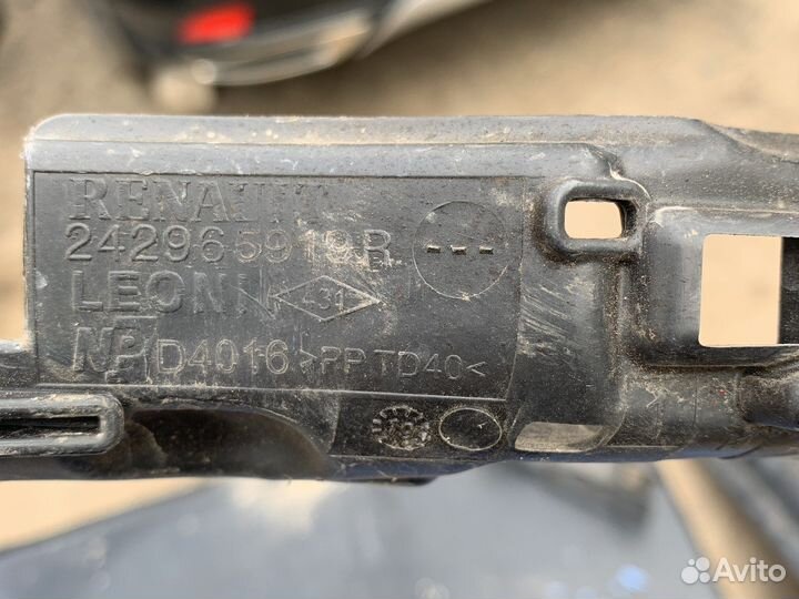 Крепление проводки renault