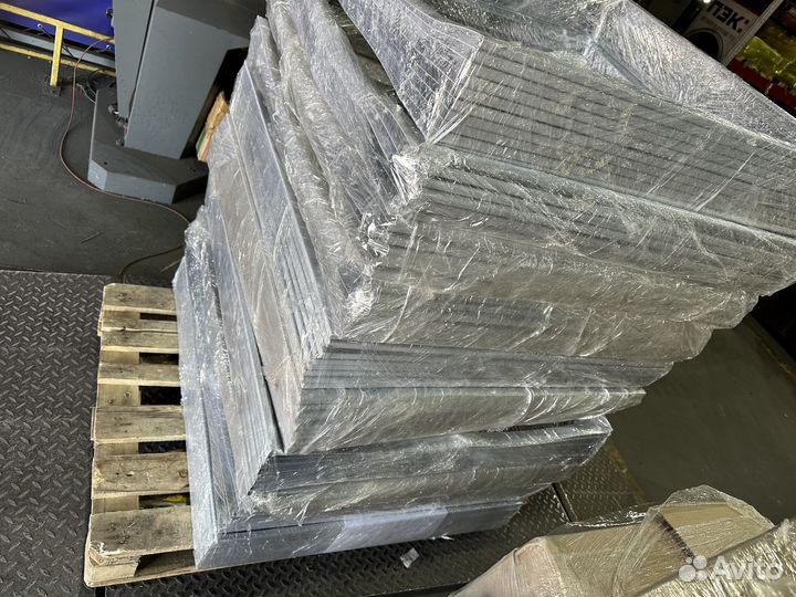 Антивандальные стенды / Лифтборды