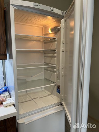 Холодильник бу indesit