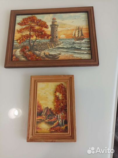 Панно из янтаря