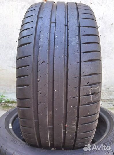 Michelin Pilot Sport 4 235/40 R19 96Y
