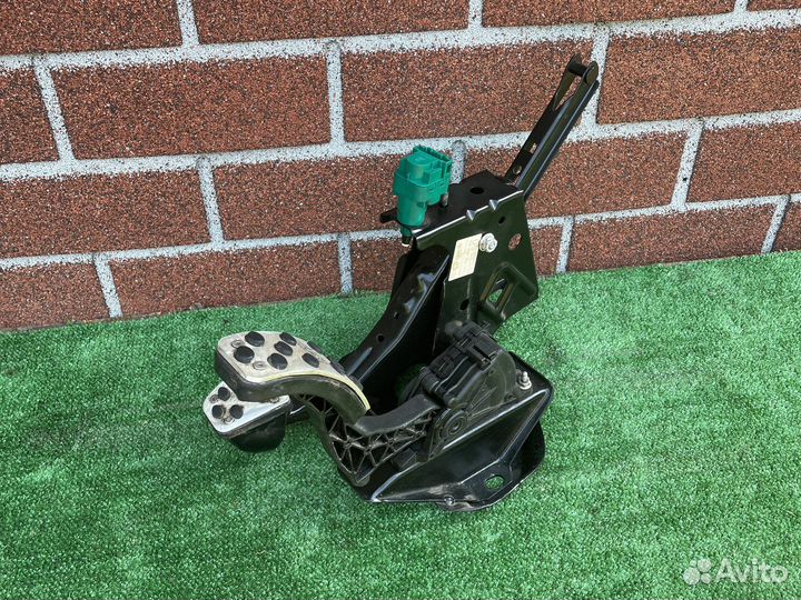 Педальный узел Volkswagen Golf 4