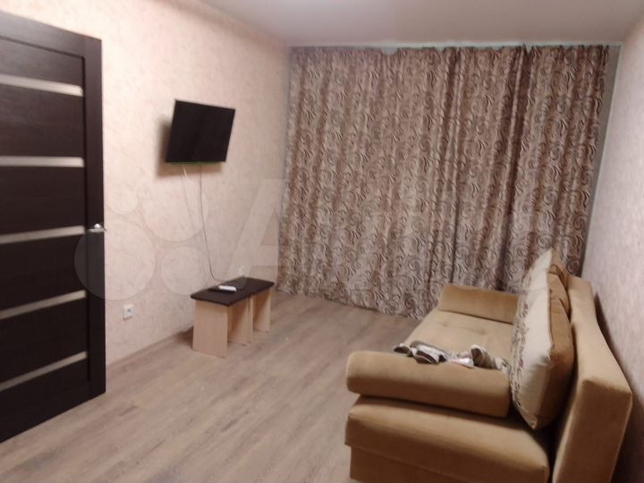 1-к. квартира, 40 м², 1/9 эт.