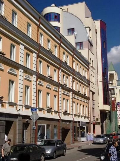 Здание, 5929 м²