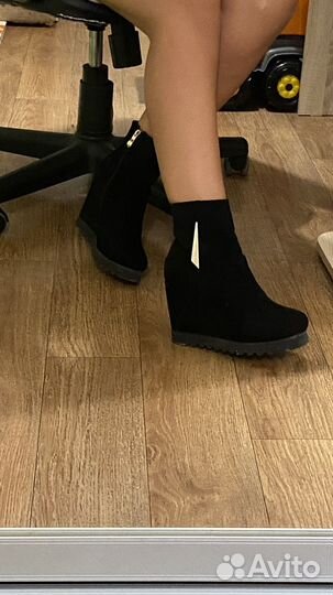 Полусапожки женские зимние 37