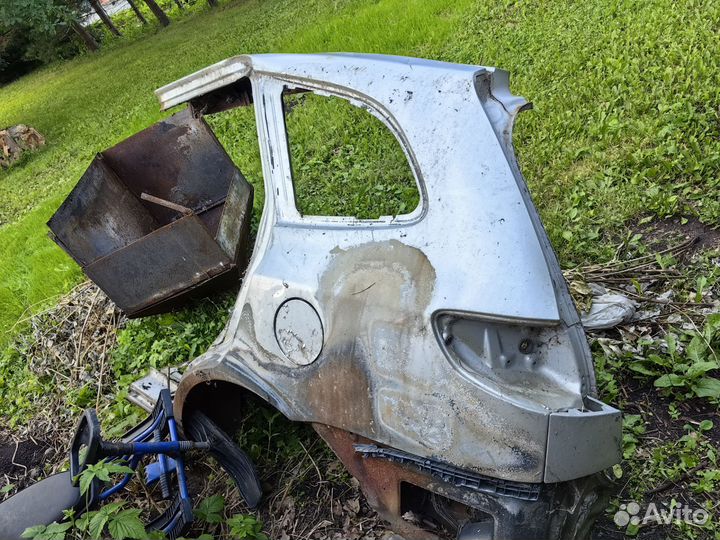 Крыло заднее четверть на Santa fe Hyundai