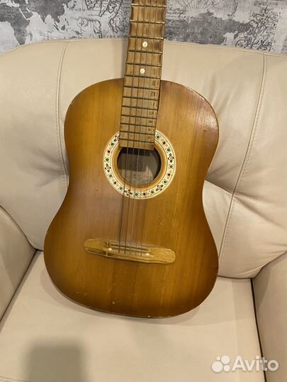 Акустическая гитара шестиструнная СССР