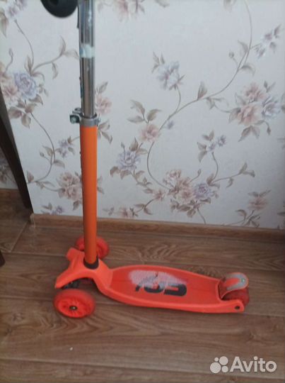 Самокат детский трехколесный бу