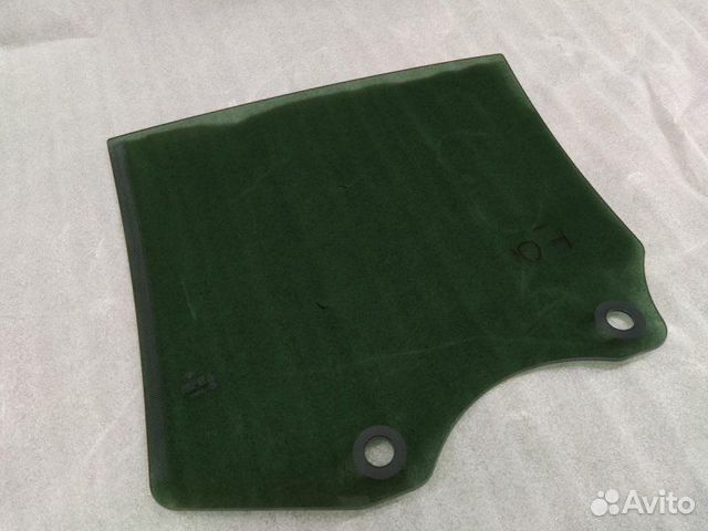 Стекло двери заднее правое Bmw 640D