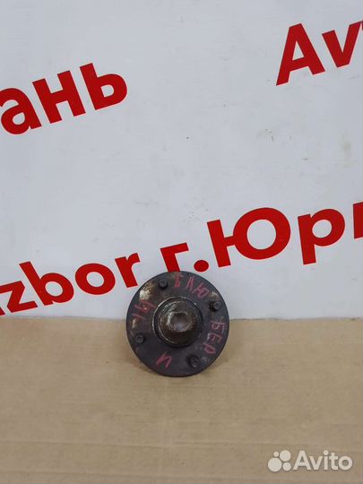 Ступица задняя Nissan Bluebird U14