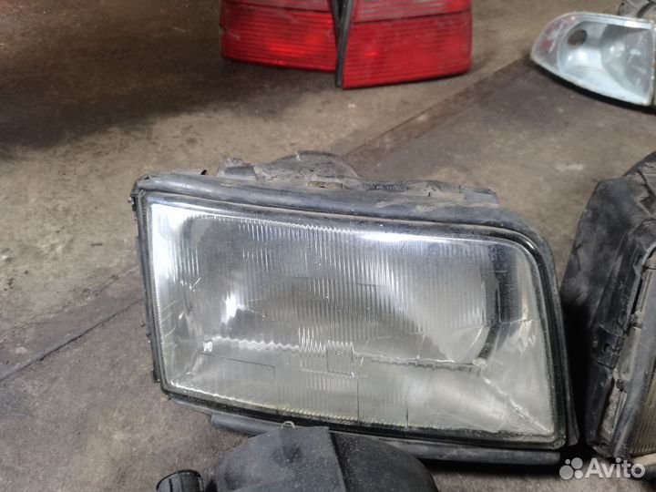 Передние фары audi 100 c4