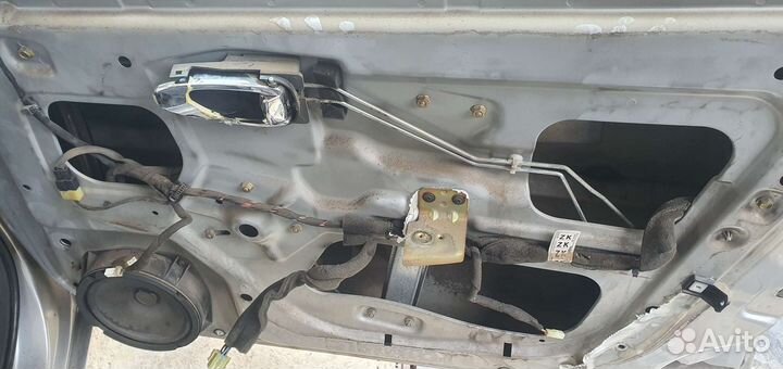 Стеклоподъемник Daewoo Leganza