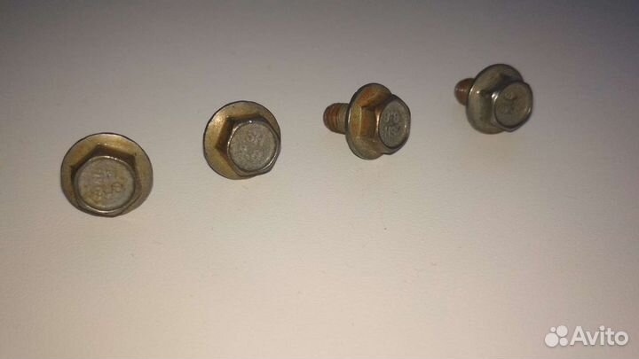 Болты крепления ножей ледобура Mora