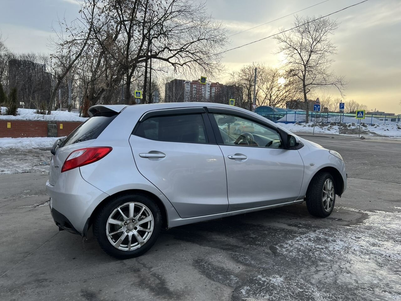 Mazda Demio: фото владельца