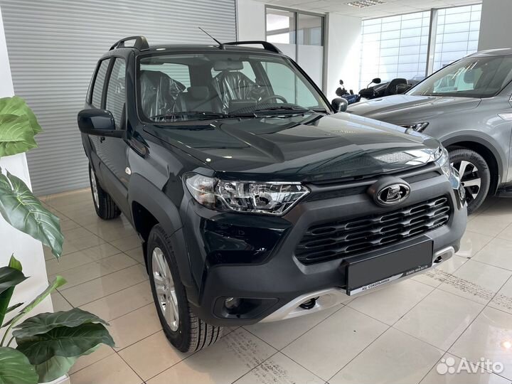 ВАЗ Niva Travel 1.7 МТ, 2022, 10 км