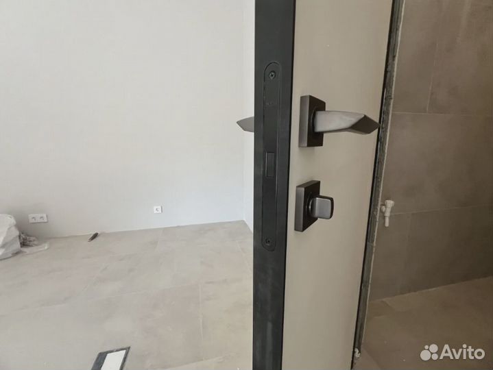 Двери скрытого монтажа межкомнатные