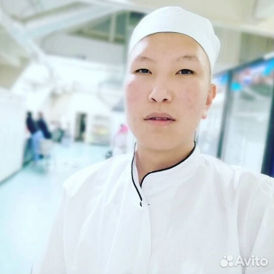 Повар пиццамейкер повар сушист