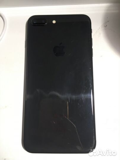 Телефон iPhone 8 plus