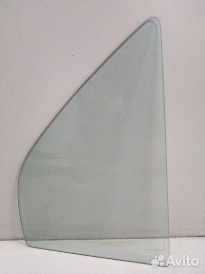 Стекло двери задней правой форточка Mitsubishi Lan
