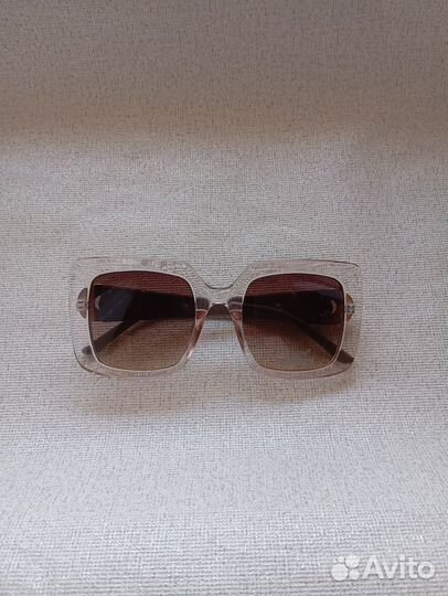 Солнцезащитные очки