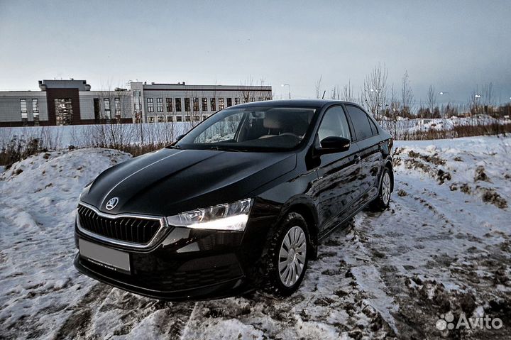 Skoda Rapid 1.6 AT, 2021, 57 000 км