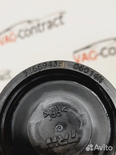 Крышка бачка тормозной жидкости Skoda Octavia A7