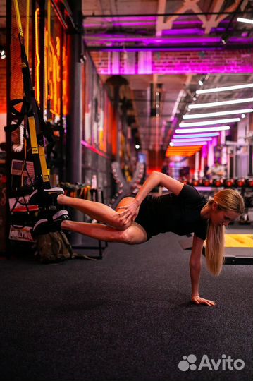 Персональный тренер по фитнесу и растяжке