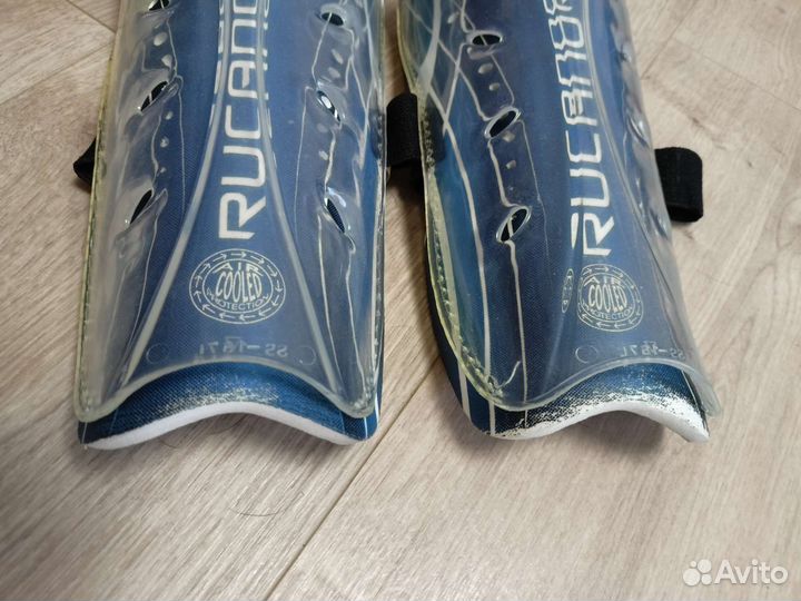 Футбольные щитки Rucanor