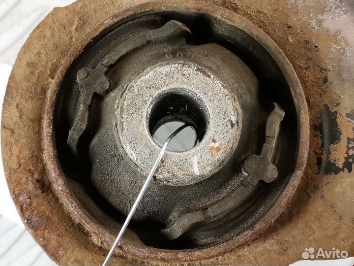 Рычаг передний правый для Opel Meriva A 93388569