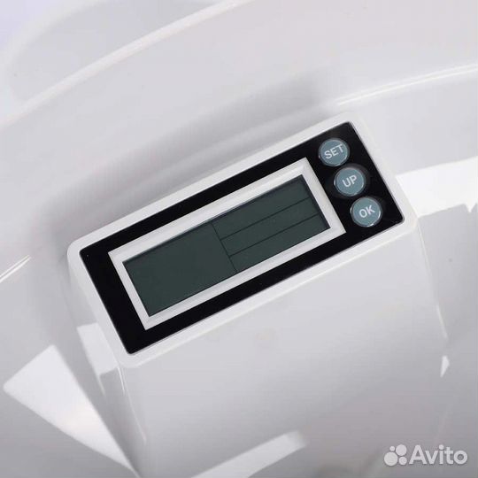 Автоматическая кормушка для домашних животных