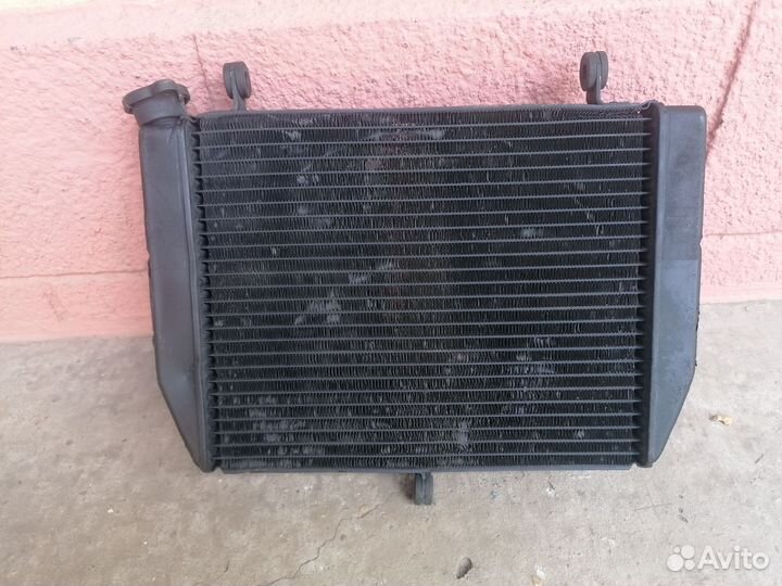 Радиатор yamaha r6 99 02