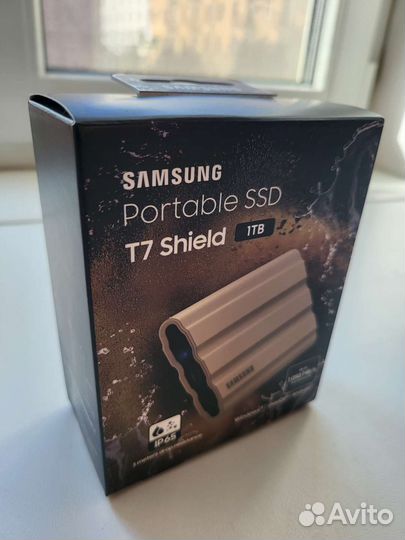 Samsung Portable SSD T7 Shield 1TB