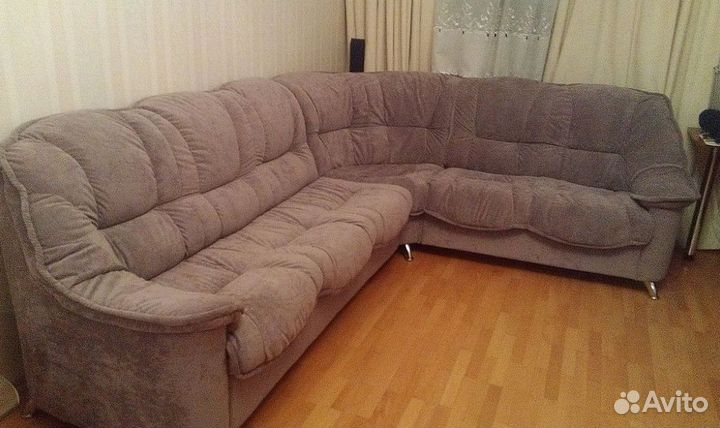 Перетяжка и замена обивки стульев / банкеток