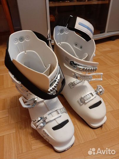 Горнолыжные ботинки р. 24 - 25,5