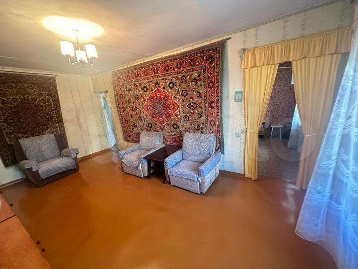 3-к. квартира, 60 м², 1/5 эт.