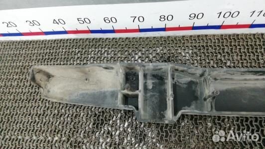 Усилитель бампера задний land rover discovery 2 (A