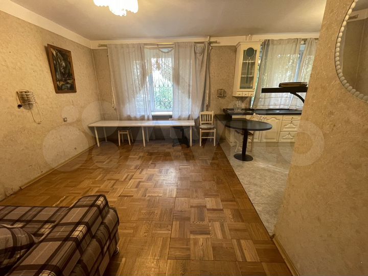 2-к. квартира, 55 м², 1/5 эт.