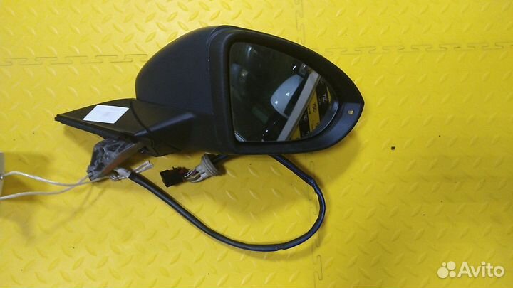 Зеркало правое Golf VII 5G1857502EN