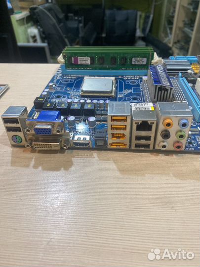 Комплект AMD (4ядра,4гб)