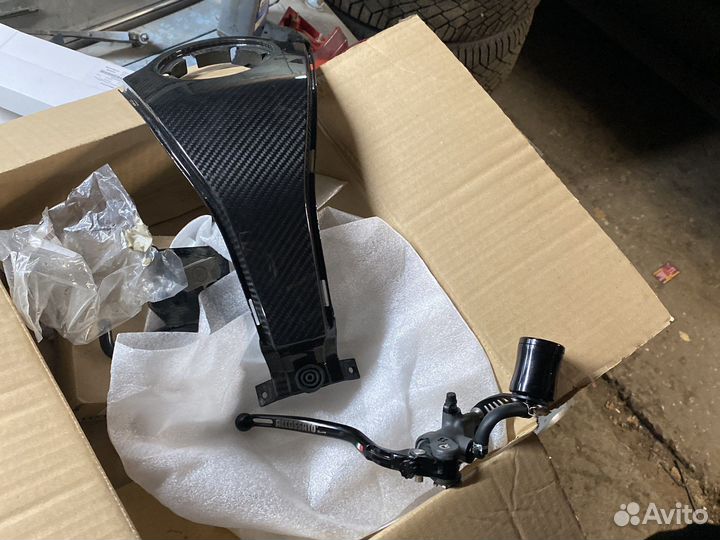 Запчасти карбон Bmw k1300s k1300r