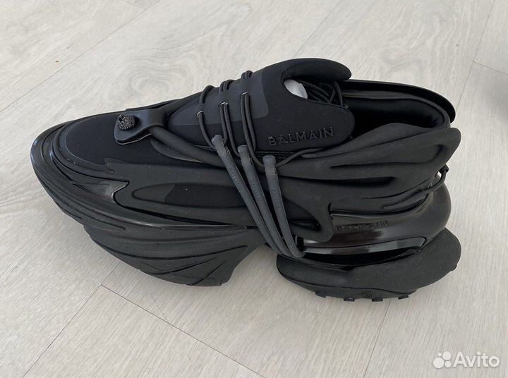 Кроссовки женские balmain