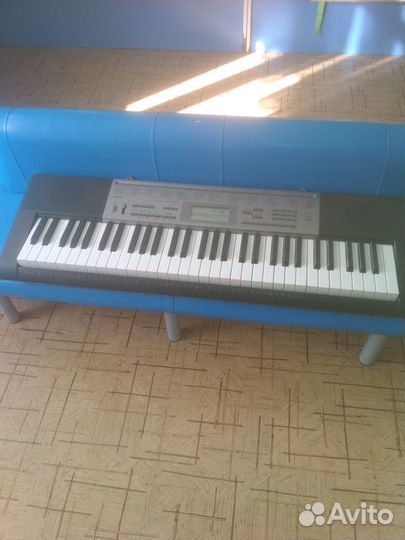 Синтезатор casio lk240