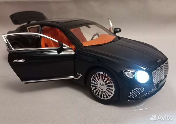 Bentley Continental GT 1:24 машинка инерционная