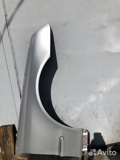 Крыло мерседес clk w209