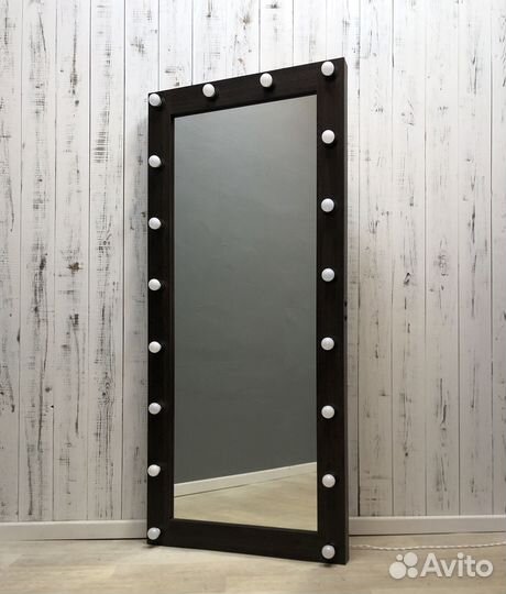 Зеркало с подсветкой