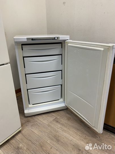 Морозильная камера индезит. Доставка