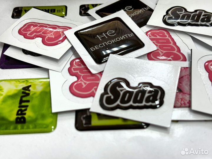 Наклейки со смолой